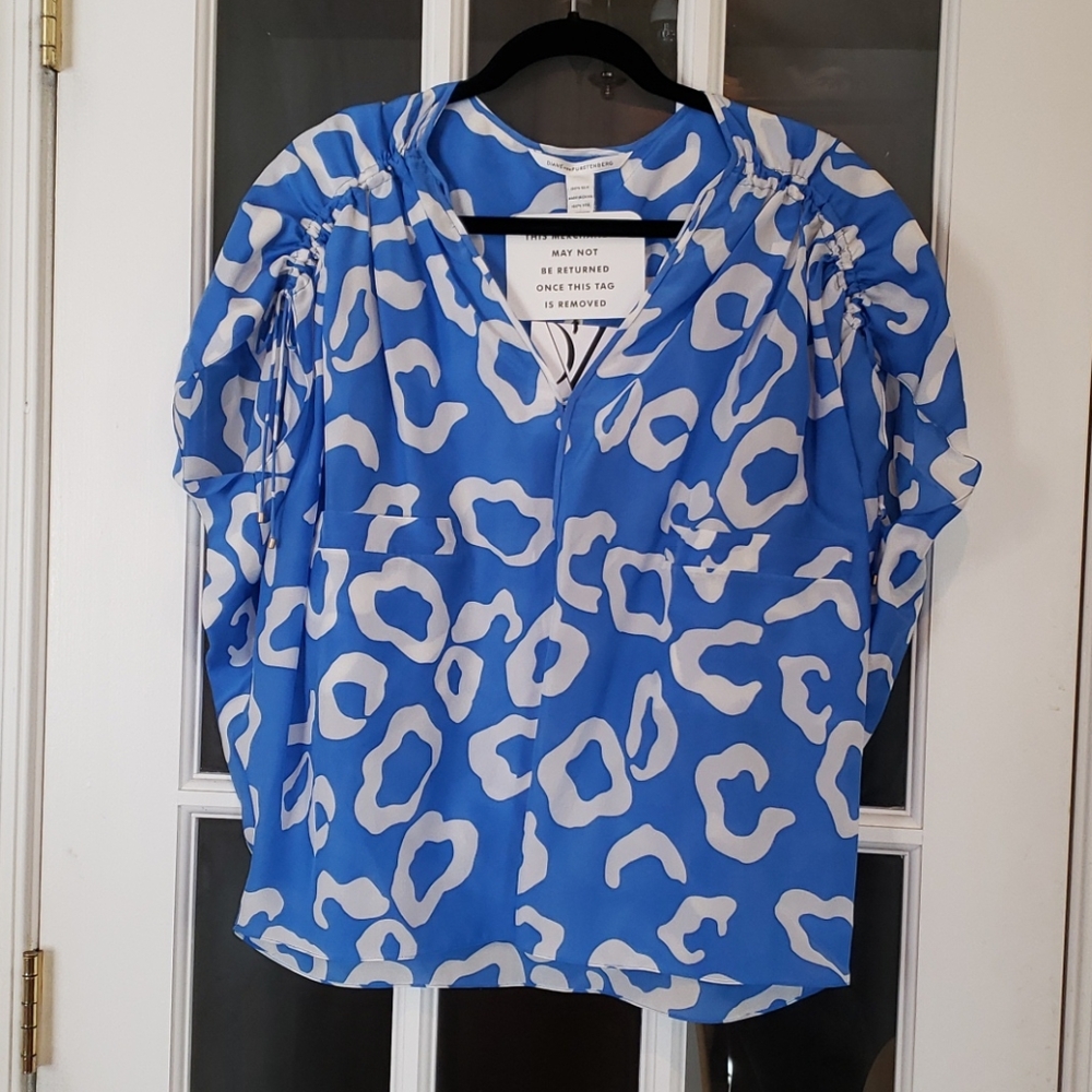 Diane Von Furstenberg Blouse Size 8